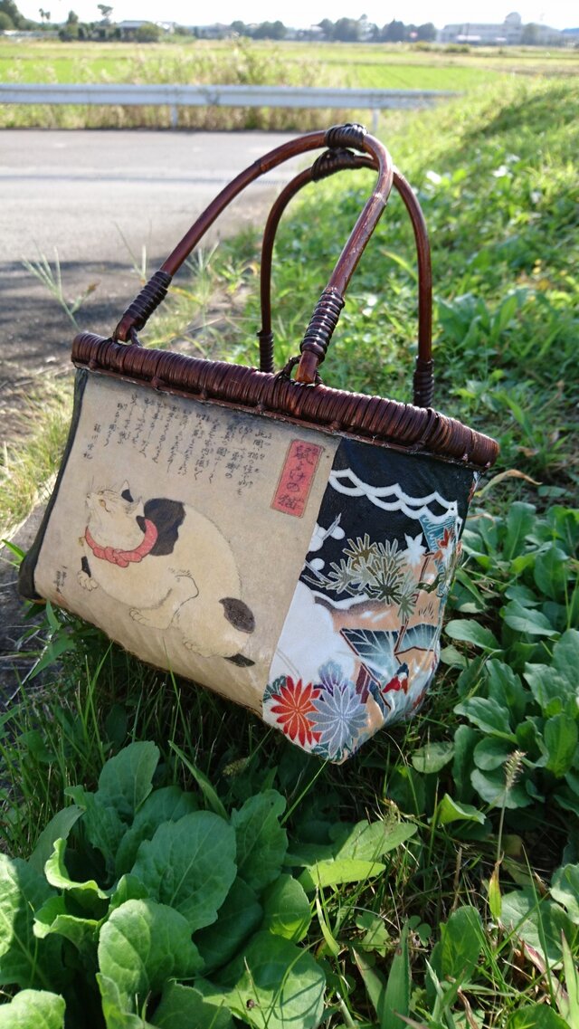 浮世絵一閑張りバッグ “鼠よけ猫”の画像1枚目