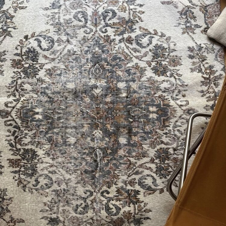 117×214クリーム×グレイ×ブラウン　メダリオン　トルコヴィンテージラグ