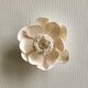 アネモネの布花ミニコサージュ‐オフホワイト-の画像