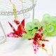 A1 桜鶴柄 赤折り鶴の和ピアスの画像