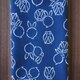 天然藍の型染め手拭い　糸目兎の画像