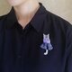 完成品【せなかねこブローチ】雨に濡れた紫陽花ワンピースの猫ちゃん（フェルト・ビーズ・パール・刺繍・梅雨）の画像