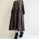 リバティファブリック＊大人のナチュラル長袖ワンピース＊あったかコーデュロイ＊草花柄＊秋冬リラックス＊コットン100％＊ブラック＊の画像