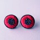 ＜Stella～遊び好きの星～＞刺繍イヤリング「チェリーポップ」の画像