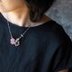 【大粒ルビー x フラワーチャーム】 シルバー"編み込み"ネックレスの画像