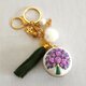 バラの花束刺繍のマカロンポーチキーホルダーの画像