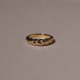〈K18・プラチナ〉ツイストボリューム リング　　ゴールド地金指輪〈VR088〉の画像