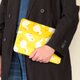 手帳型iPadケース【アヒル＊イエロー】三折りスタンド機能付プラケースタイプの画像