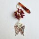 花と蝶の帯飾り　赤　つまみ細工　根付