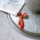 SCA45-【 AVON 】エイボン・ヴィンテージブローチ 1989 Red Enamel Delicate Ribbonの画像