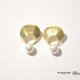 Gold donut pierce pearlの画像