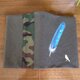 「青い鳥の羽根」手描きブックカバーの画像