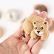 まるまる羊毛ブローチ ライオンの赤ちゃん【受注制作】の画像