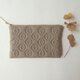 花キルトのスリムポーチ(Mグレーベージュ)